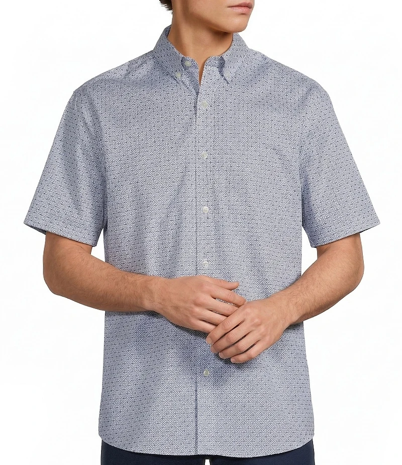 Roundtree & Yorke TravelSmart Easy Care Short Sleeve Star Print Poplin Sport Shirt