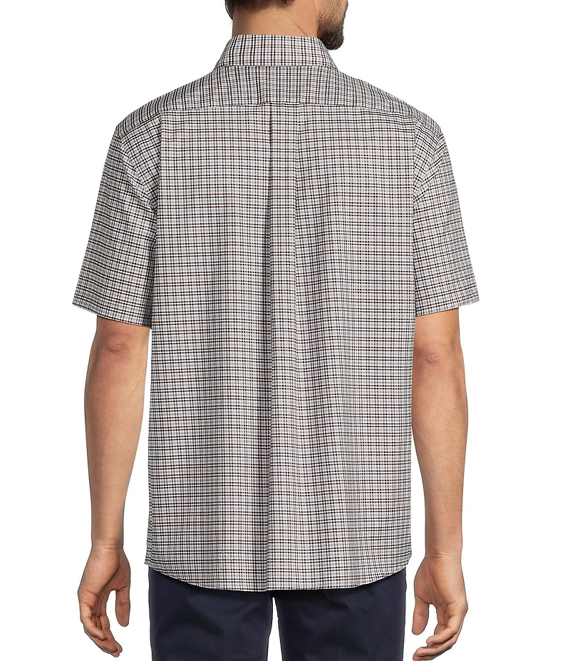 Roundtree & Yorke TravelSmart Easy Care Short Sleeve Twill Small Plaid Sport Shirt