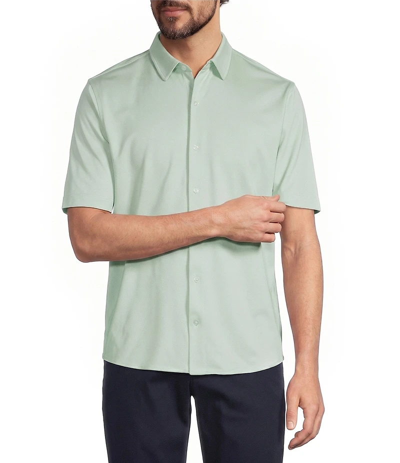 Roundtree & Yorke TravelSmart Short Sleeve Solid/Non-Solid Button Front Shirt