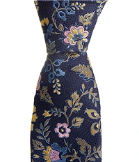 Roundtree & Yorke Very Elegant Floral 2 3/4#double; Silk Tie