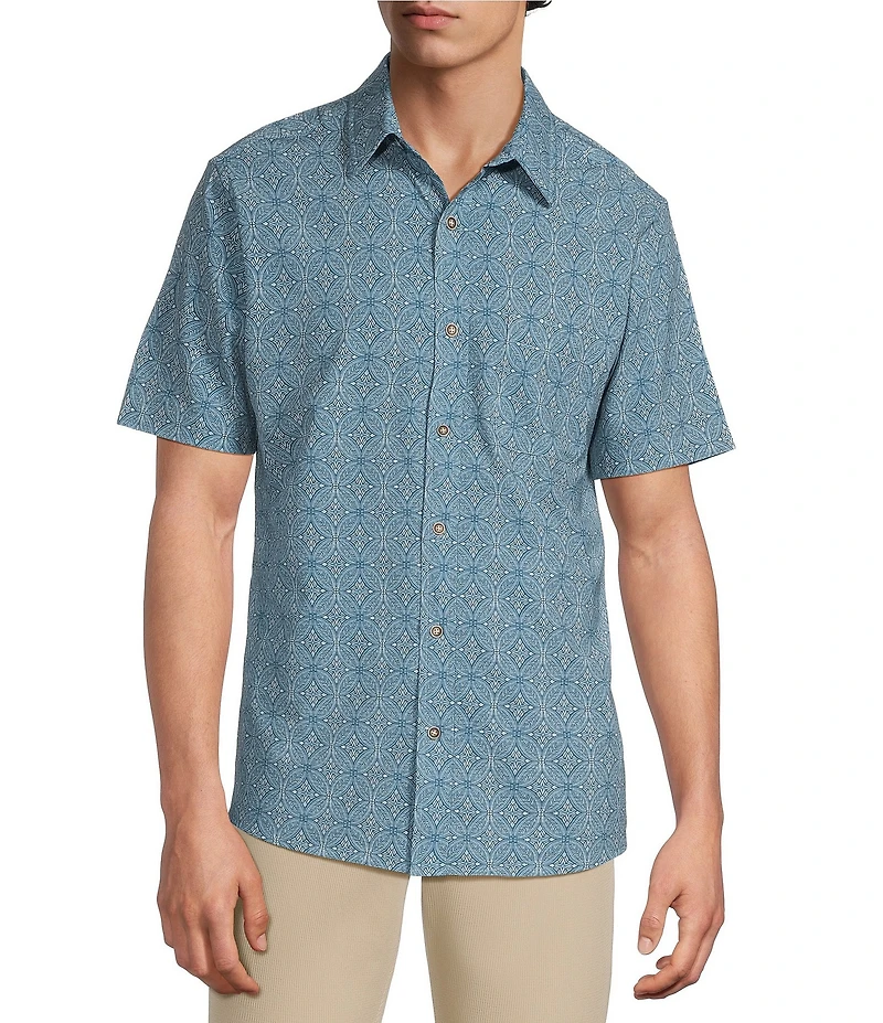 Rowm Performance Rec + Relax Short Sleeve Medallion Print Textured Shirt