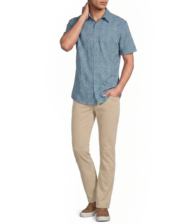 Rowm Performance Rec + Relax Short Sleeve Medallion Print Textured Shirt