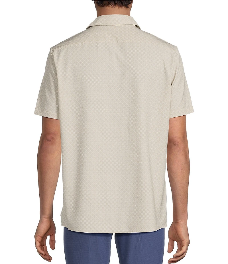 Rowm Rec + Relax Short Sleeve Performance Starburst Print Shirt