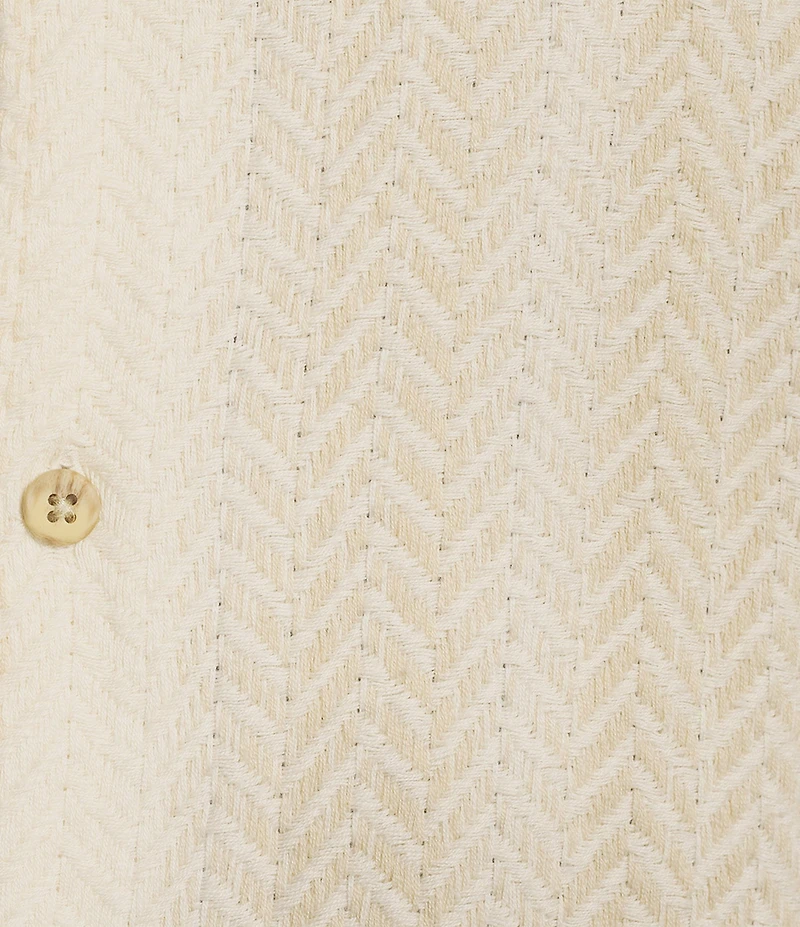 Rowm Short Sleeve Solid Herringbone Button Front Shirt