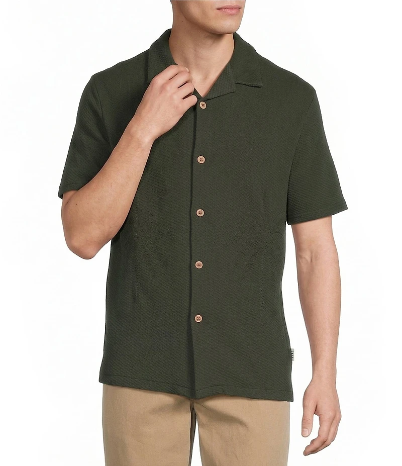 Rowm Short Sleeve Textured Embroidered Camp Shirt