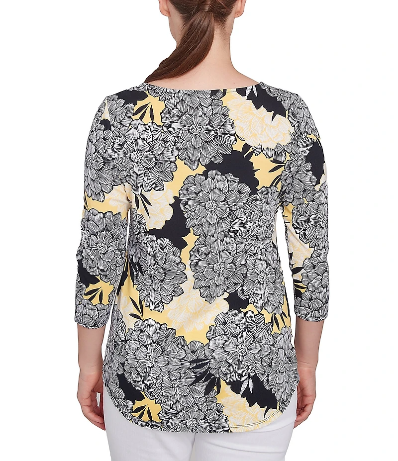Ruby Rd. Abstract Floral Dahlia Knit Crew Neck 3/4 Sleeve Top