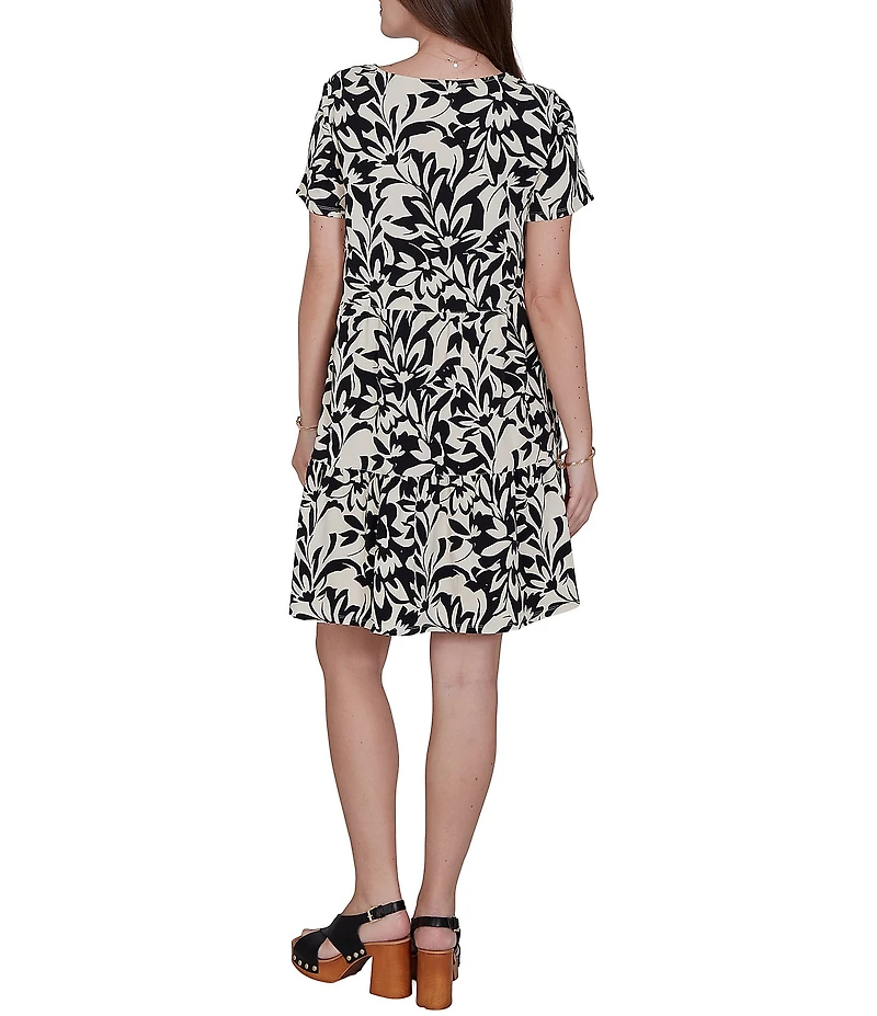 Ruby Rd. Bold Monochrome Floral Knit Scoop Neck Short Sleeve A-Line Tiered Dress