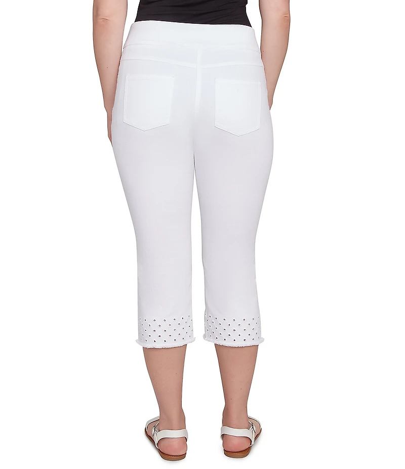 Ruby Rd. Eyelet Fringe Hem Pull-On Capri Pants