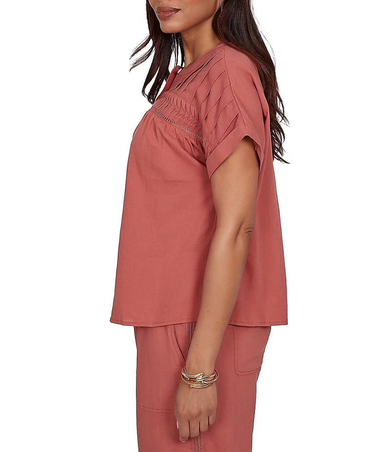 Ruby Rd. Linen Blend Banded Round Neck Short Cuff Sleeve Button Front Shirt
