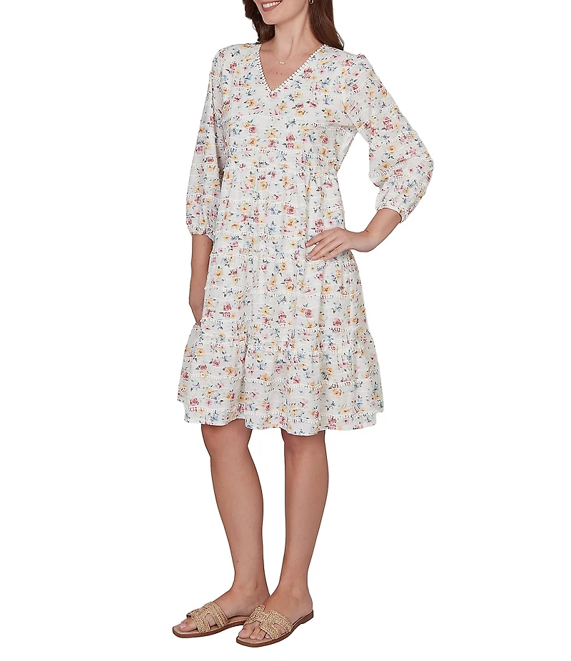 Ruby Rd. Petite Size Floral V-Neck 3/4 Sleeve Shift Dress