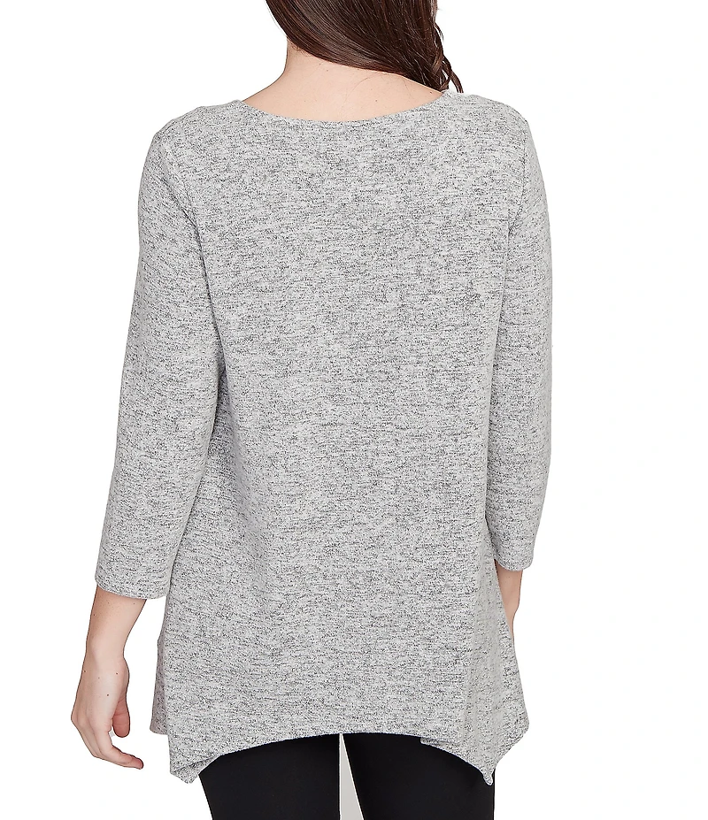 Ruby Rd. Petite Size Scoop Neck 3/4 Sleeve Sharkbite Hem Knit Top