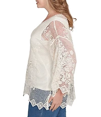 Ruby Rd. Plus Size Crochet Medallion Floral Pattern Scoop Neck 3/4 Wide Flared Sleeve Top