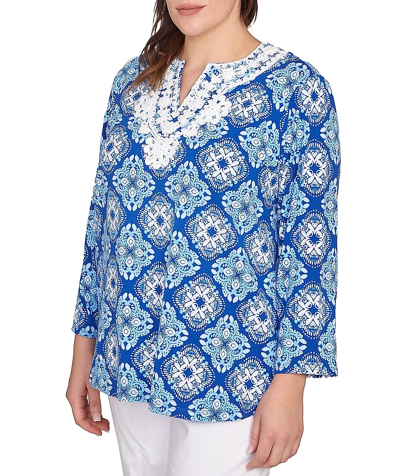 Ruby Rd. Plus Size Knit Printed Round Split V-Neck 3/4 Sleeve Top