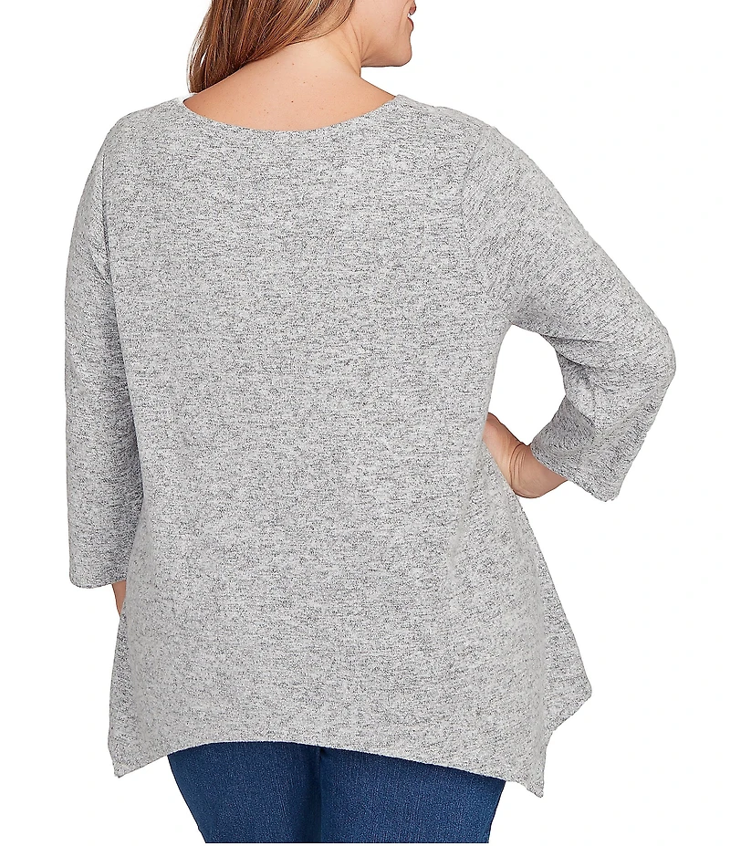 Ruby Rd. Plus Size Scoop Neck 3/4 Sleeve Sharkbite Hem Knit Top