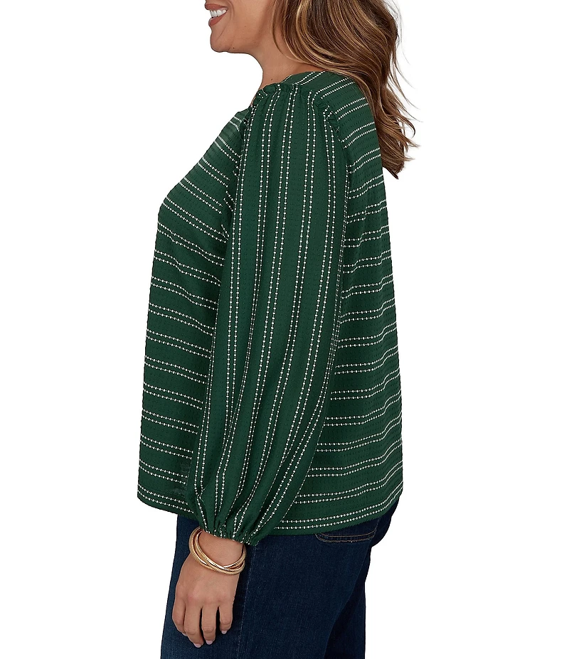 Ruby Rd. Plus Size Textured Knit Dobby Stripe Scoop Neck Bracelet Length Sleeve Top