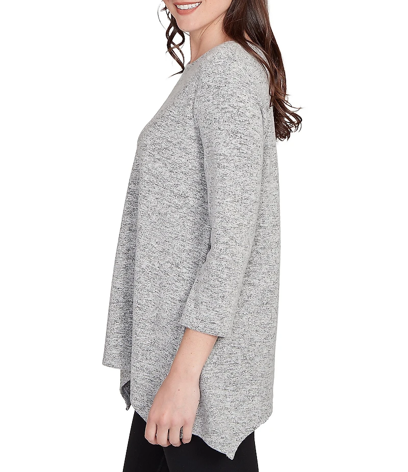 Ruby Rd. Scoop Neck 3/4 Sleeve Sharkbite Hem Knit Top