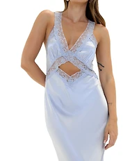 Rumored V-Neck Lace Trim Crossroads Maxi Dress