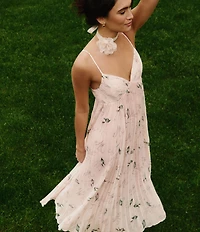 Rya Collection Breeze Sleeveless V-Neck Floral Chiffon Gown