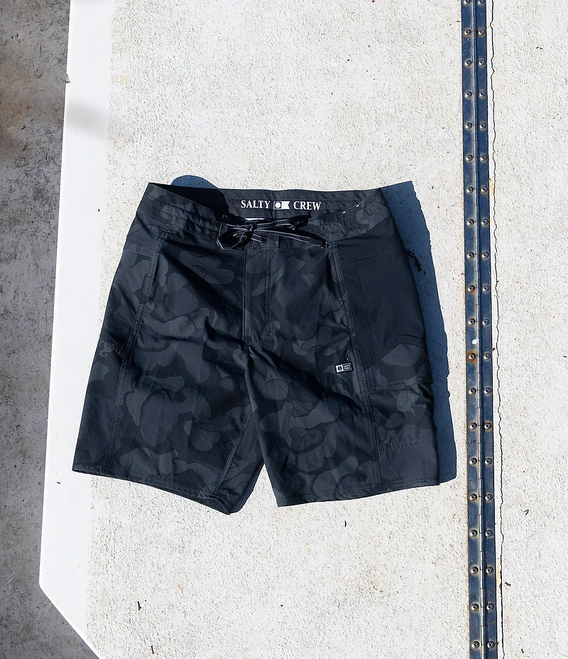 Salty Crew Flagship 19#double; Outseam Boatshorts