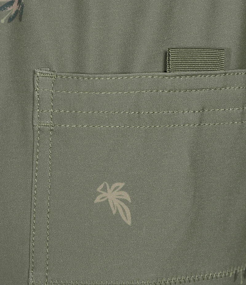 Salty Crew Small Kine 17#double; Outseam Swim Trunks