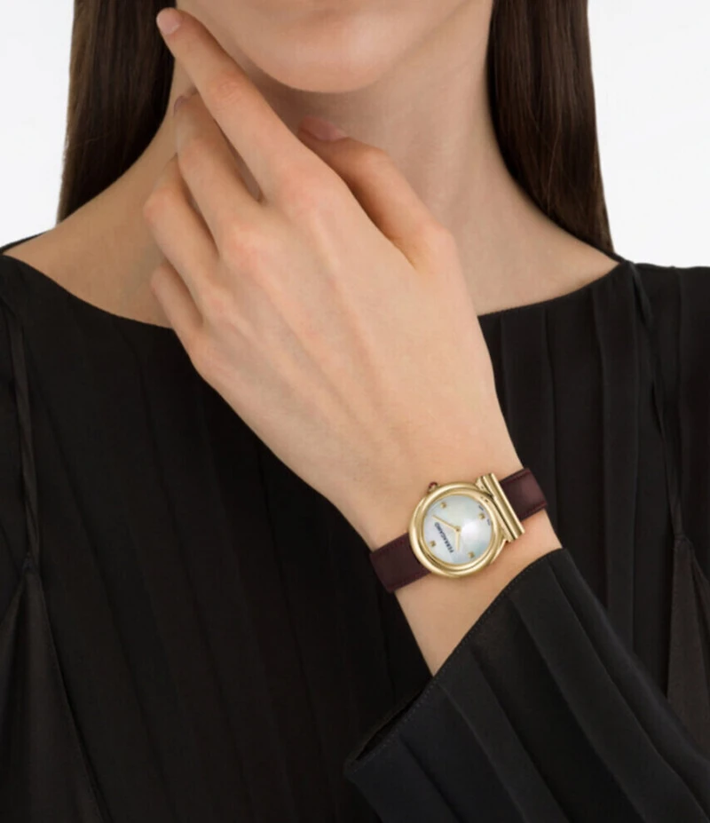 Salvatore Ferragamo Women's Gancini Twisted Quartz Analog Gold Tone Stainless Steel Bracelet Watch