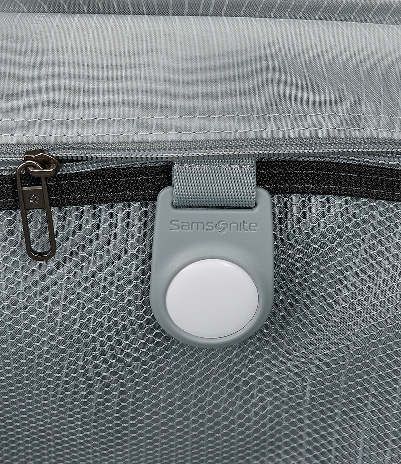 Samsonite Bantam 22#double; Carry-on Spinner