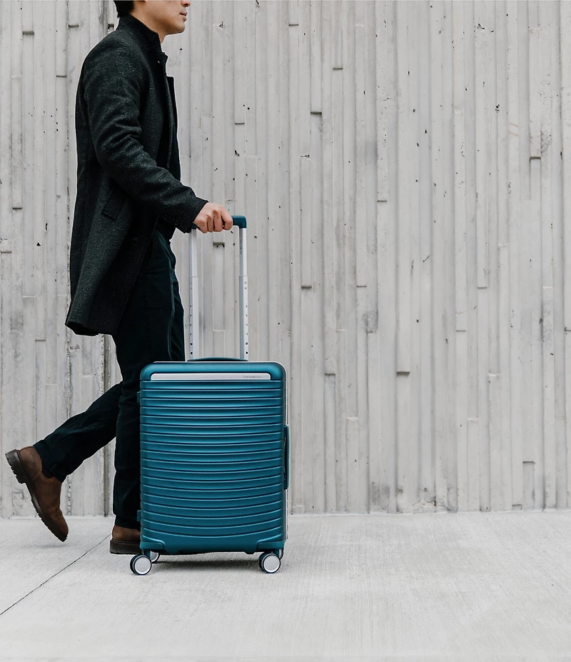 Samsonite Framelock Max Carry-On Spinner Suitcase
