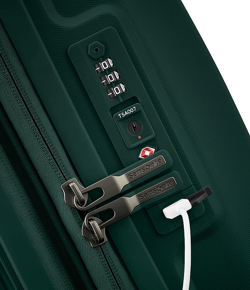 Samsonite Outline Pro 23#double; Carry-On Spinner Suitcase