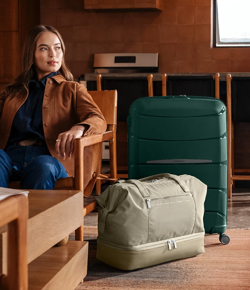 Samsonite Outline Pro Large Spinner Suitcase