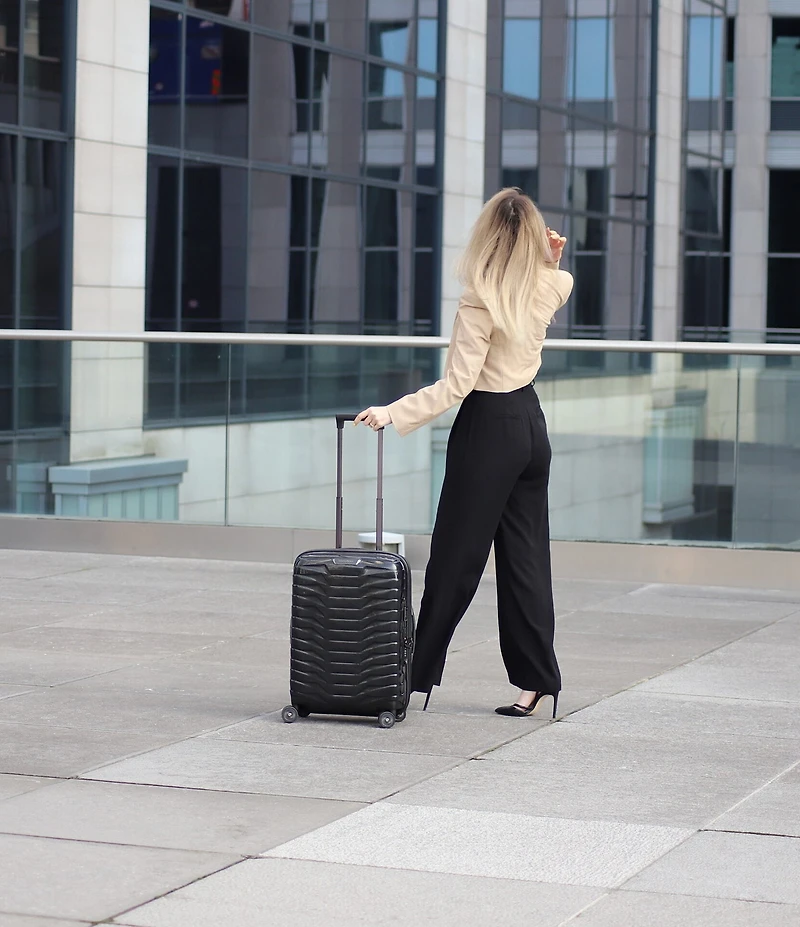 Samsonite Proxis Extra Large Spinner Suitcase