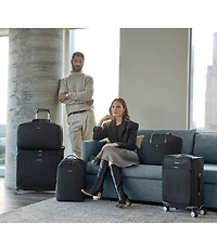 Samsonite Silhouette 18 Softside Carry-On Spinner