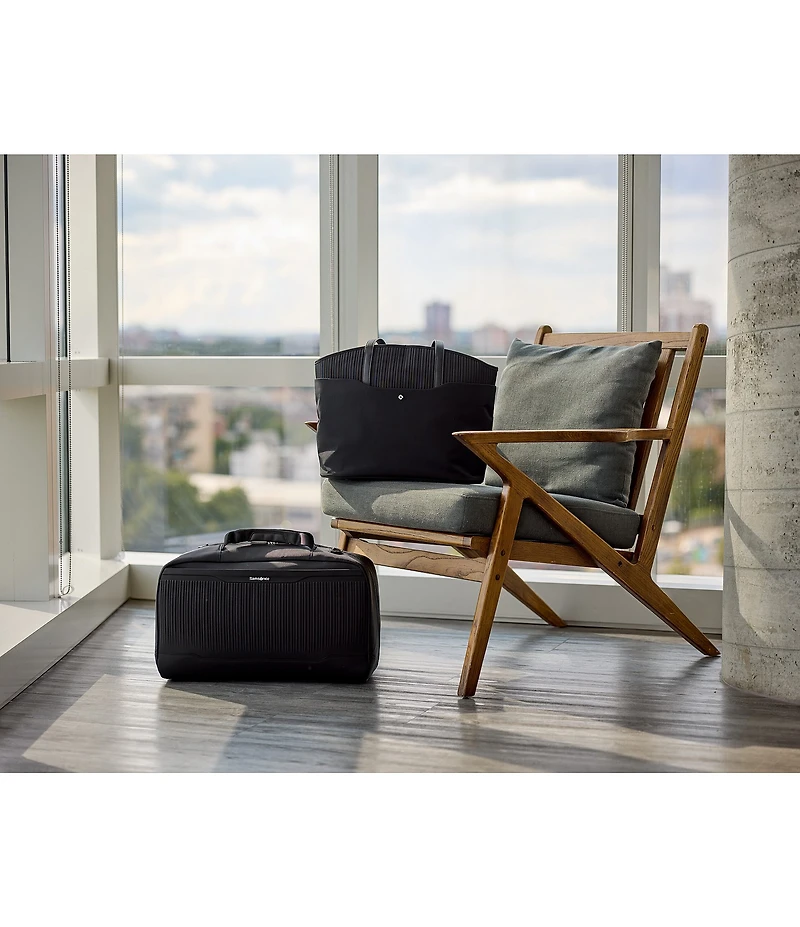 Samsonite Silhouette 18 Women's Tote Bag