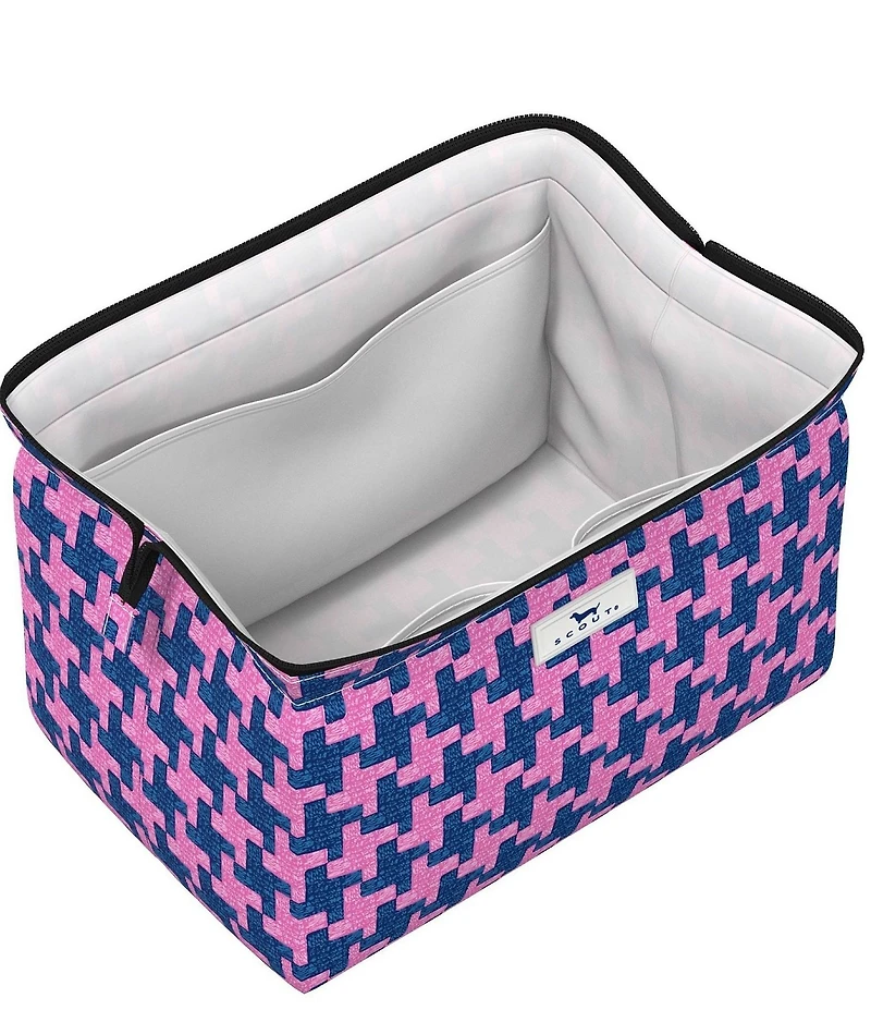 SCOUT Big Mouth Houndstooth Makeup Bag