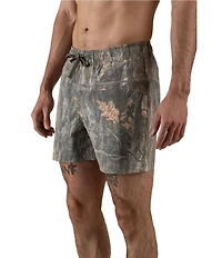 Sendero Provisions Co. Barton Camo 5#double; Inseam Board Shorts