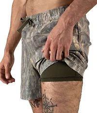 Sendero Provisions Co. Barton Camo 5#double; Inseam Board Shorts