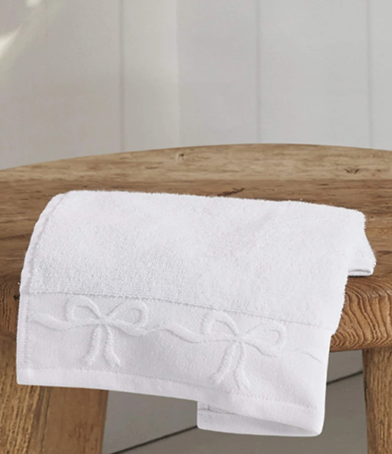 Shabby Chic Signature by Shabby Chic Bow Jacquard Bath Towels