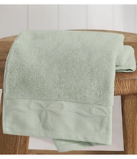 Shabby Chic Signature by Shabby Chic Bow Jacquard Bath Towels