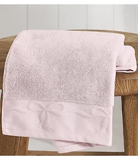 Shabby Chic Signature by Shabby Chic Bow Jacquard Bath Towels