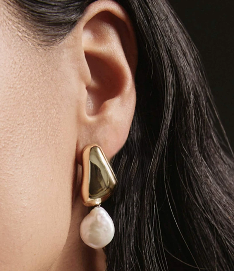 SHASHI Carter Freshwater Pearl Drop Earrings