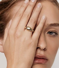 SHASHI Delphine Scuptural Ring Set