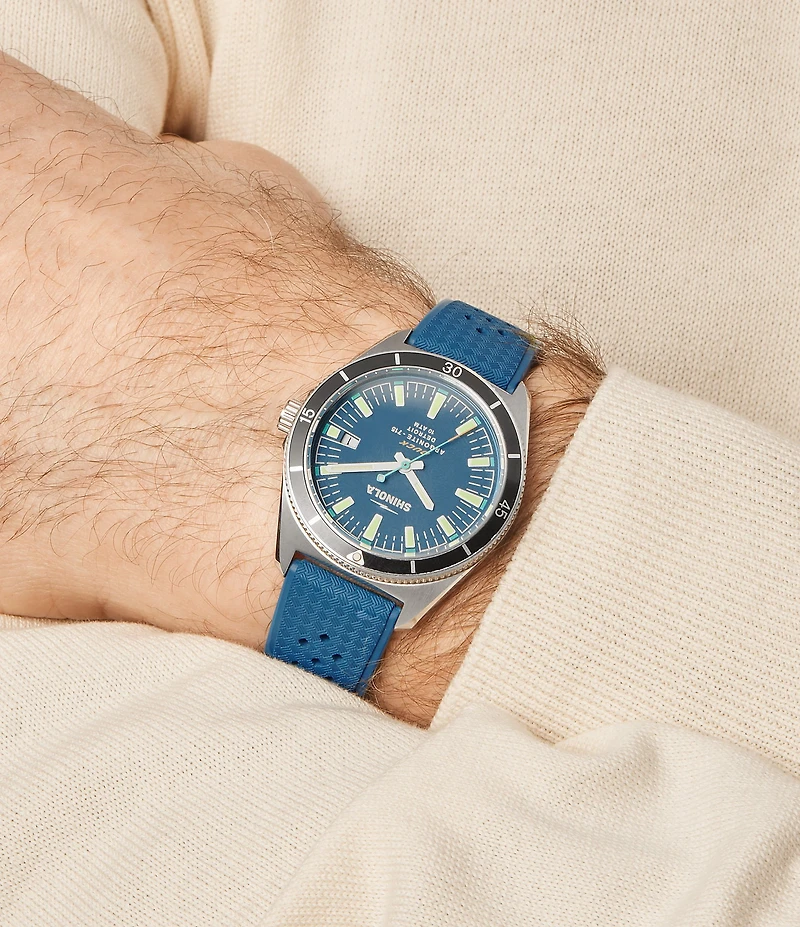 SHINOLA Men's Duck Quartz Analog Strap Watch