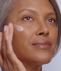 Shiseido Vital Perfection Advanced Day Refillable Cream SPF 30