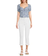 Silver Jeans Co. Elyse Mid Rise Capri Jeans