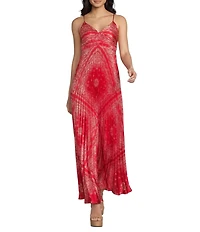 Skies Are Blue Bandana Print V-Neck Sleeveless Pleated Maxi Dress