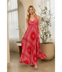 Skies Are Blue Bandana Print V-Neck Sleeveless Pleated Maxi Dress