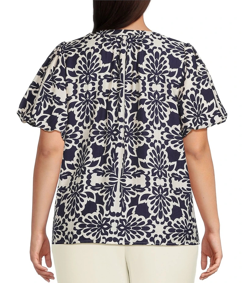 Skies Are Blue Plus Size Bubble Short Sleeve Blouse