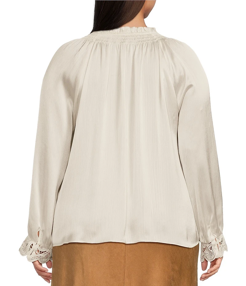 Skies Are Blue Plus Size Split V-Neck Long Sleeve Lace Trim Blouse