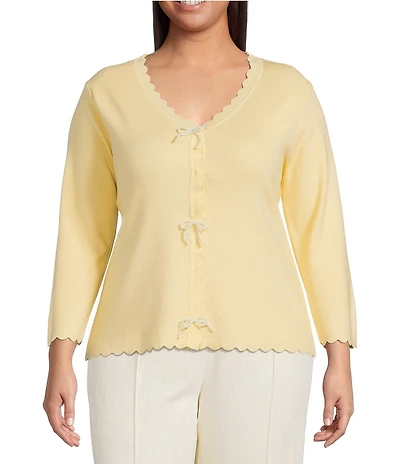 Skies Are Blue Plus Size V-Neck 3/4 Sleeve Scalloped Trim Cardigan