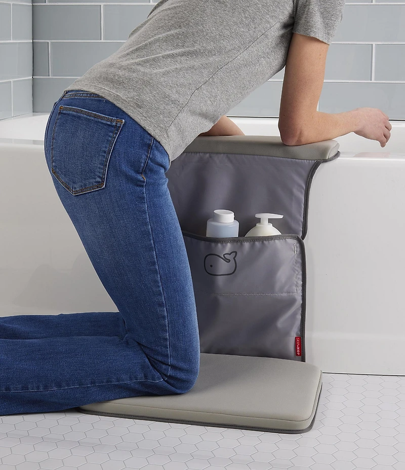 Skip Hop MOBY All-In-One Elbow Saver & Kneeler for Bathtime