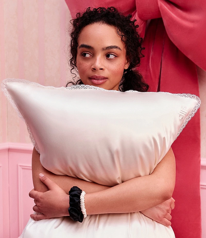 Slip Pure Silk Charm Pillowcase Scrunchie Gift Set